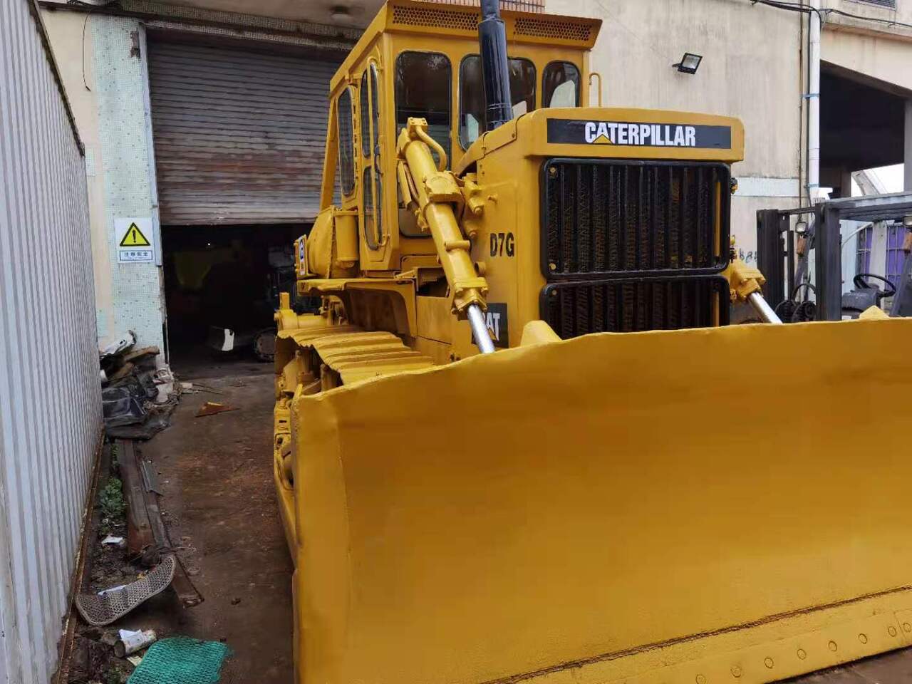 CATERPILLAR D7G - Bulldozer: das Bild 3 CATERPILLAR D7G - Bulldozer: das Bild 3
