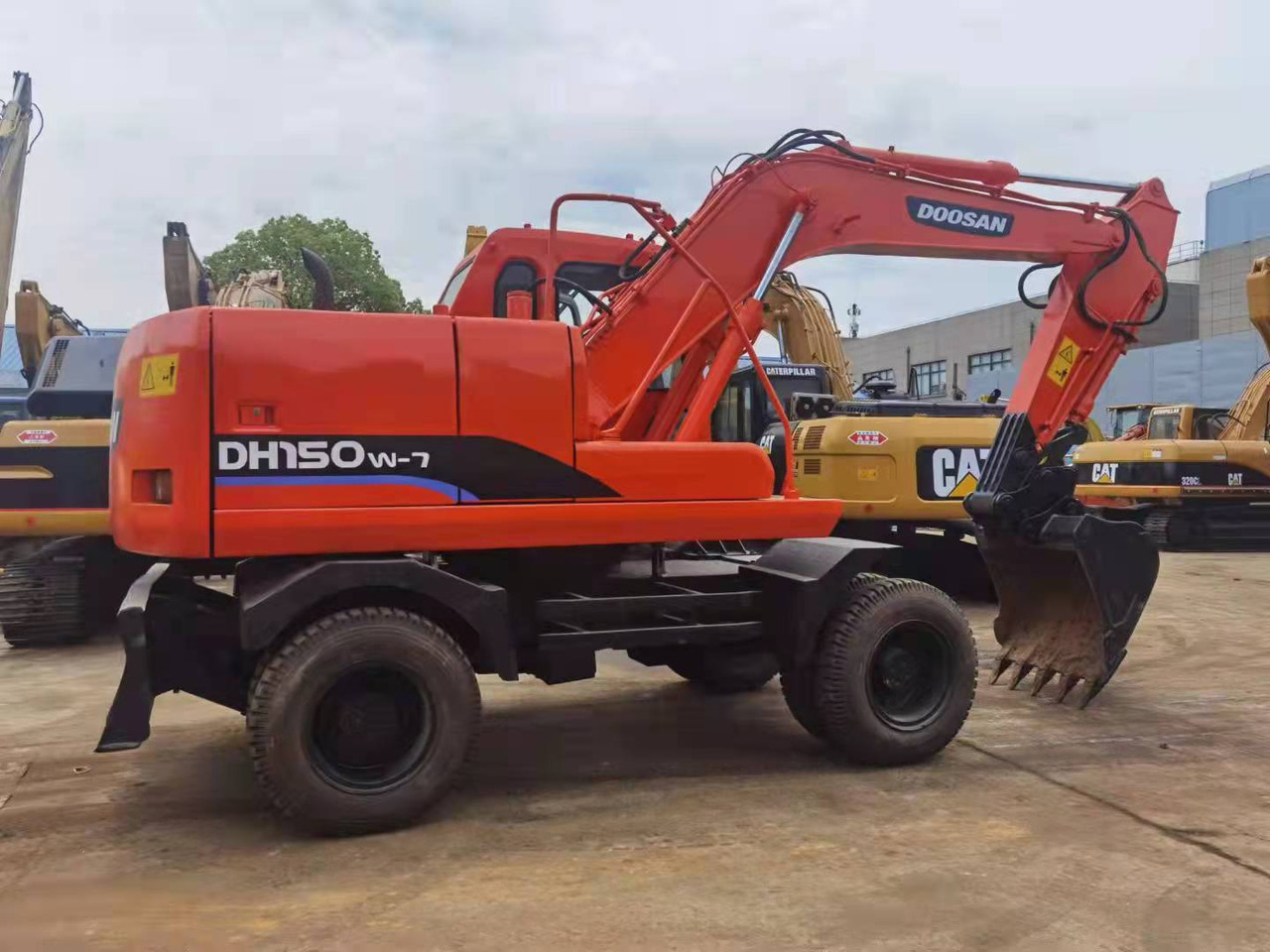 DOOSAN DH150W-7 - Mobilbagger: das Bild 1 DOOSAN DH150W-7 - Mobilbagger: das Bild 1