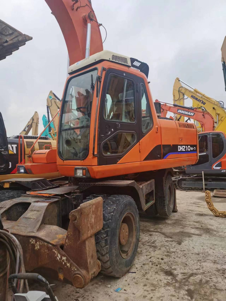 DOOSAN DH210W-7 - Mobilbagger: das Bild 3 DOOSAN DH210W-7 - Mobilbagger: das Bild 3