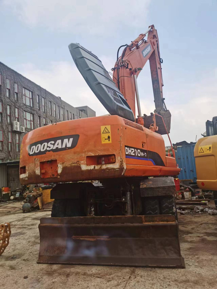 DOOSAN DH210W-7 - Mobilbagger: das Bild 2 DOOSAN DH210W-7 - Mobilbagger: das Bild 2