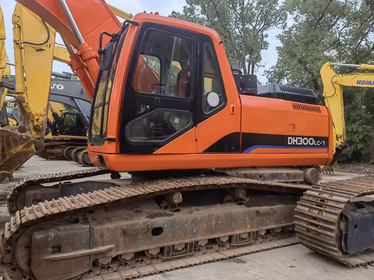 DOOSAN DH300 - Kettenbagger: das Bild 1 DOOSAN DH300 - Kettenbagger: das Bild 1