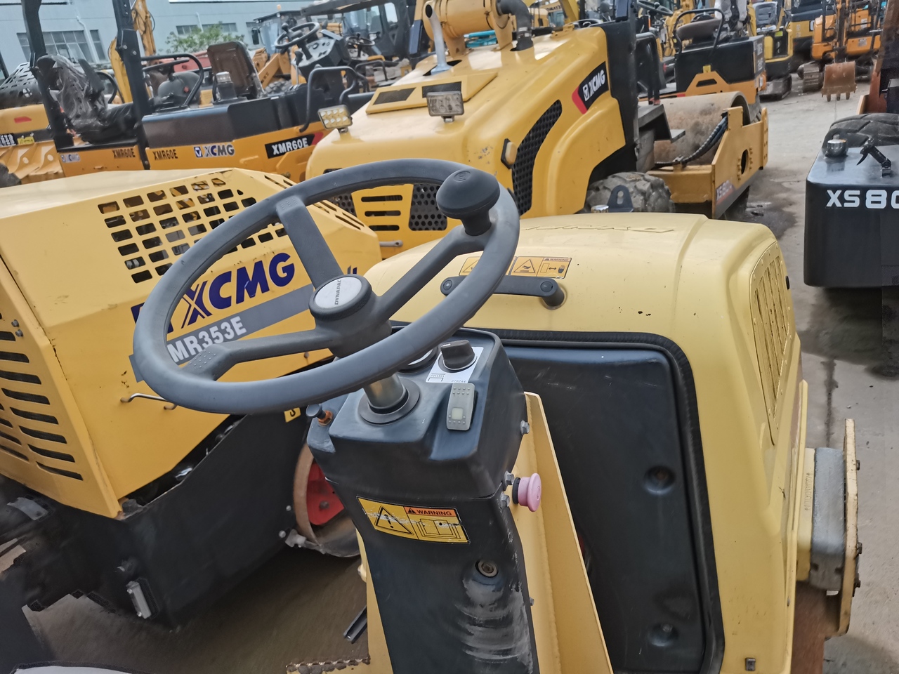 DYNAPAC CC300C - Walzen: das Bild 3 DYNAPAC CC300C - Walzen: das Bild 3