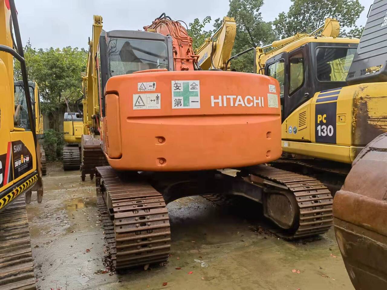 HITACHI ZX135US - Kettenbagger: das Bild 3 HITACHI ZX135US - Kettenbagger: das Bild 3