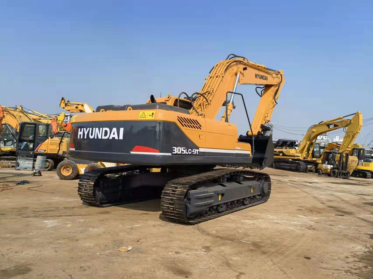 HYUNDAI R305LC-9T - Kettenbagger: das Bild 5 HYUNDAI R305LC-9T - Kettenbagger: das Bild 5