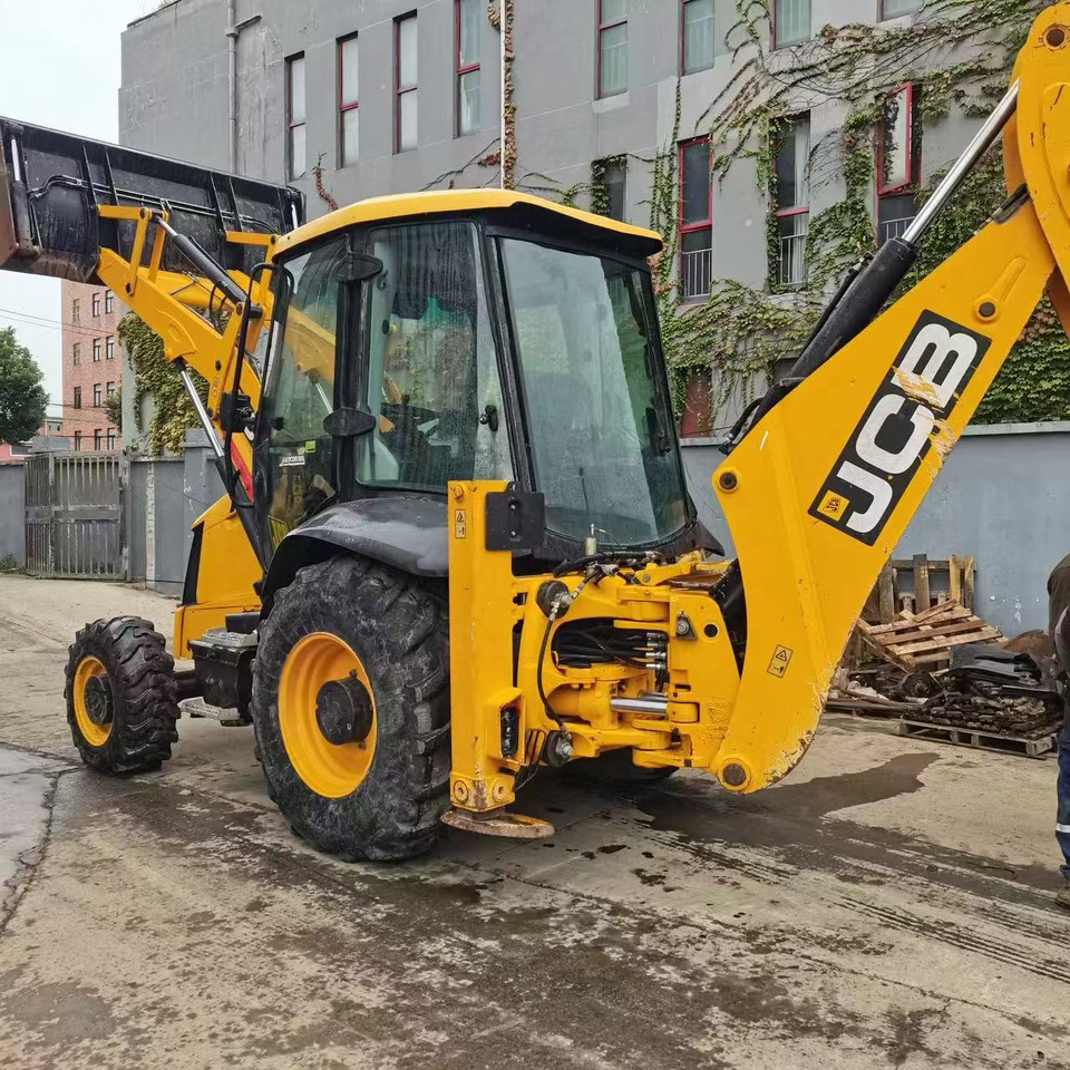JCB 3CX - Baggerlader: das Bild 5 JCB 3CX - Baggerlader: das Bild 5