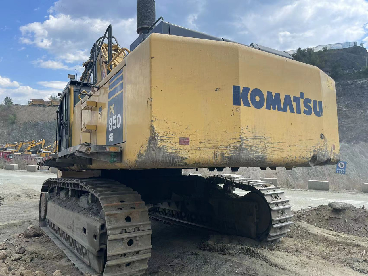KOMATSU PC800 - Bagger: das Bild 2 KOMATSU PC800 - Bagger: das Bild 2