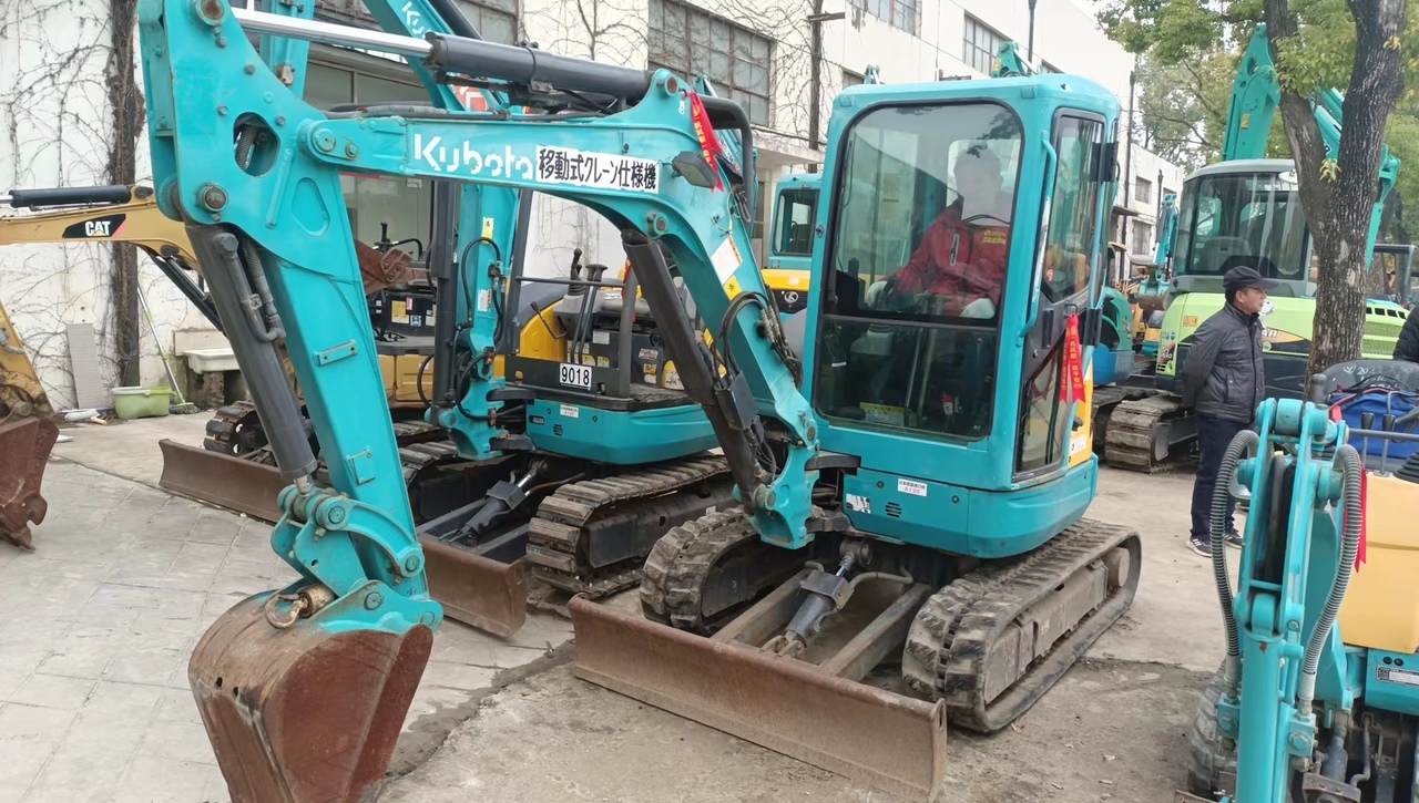 KUBOTA U-30 - Minibagger: das Bild 2 KUBOTA U-30 - Minibagger: das Bild 2