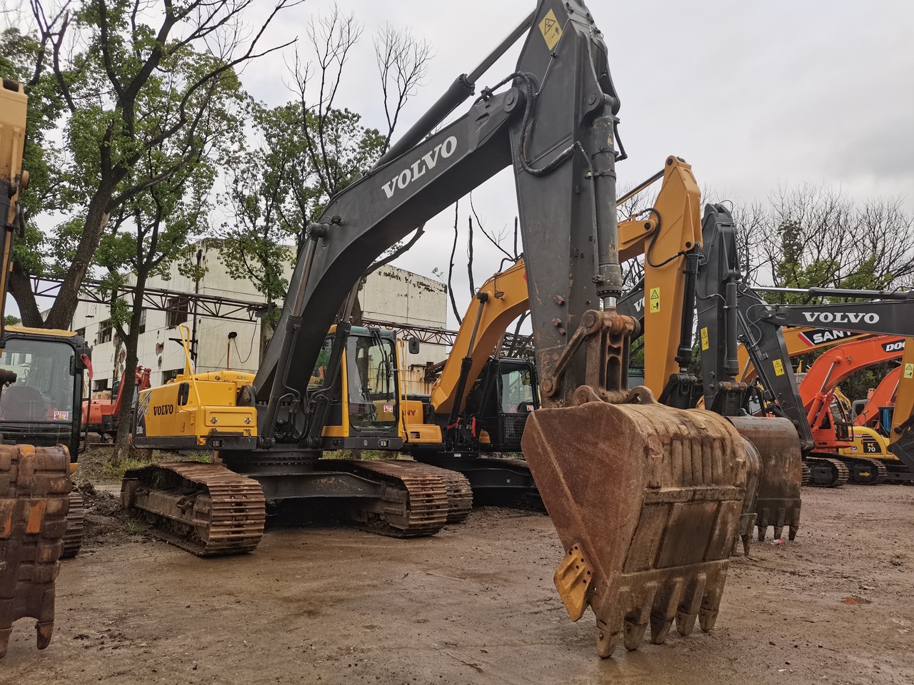 VOLVO EC290BLC - Kettenbagger: das Bild 3 VOLVO EC290BLC - Kettenbagger: das Bild 3