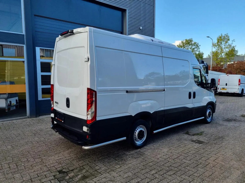 Iveco Daily 35S14 Kuhlwagen -20 Standby 230V/ CNG/ Erdgas - Kühltransporter: das Bild 2 Iveco Daily 35S14 Kuhlwagen -20 Standby 230V/ CNG/ Erdgas - Kühltransporter: das Bild 2