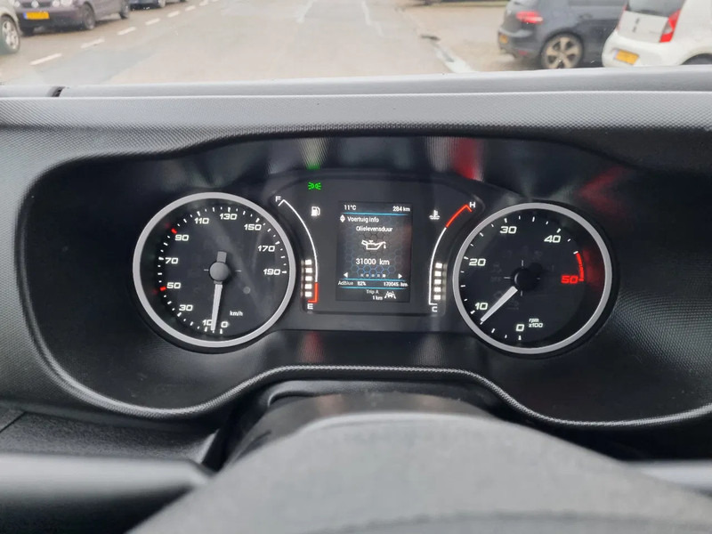 Kastenwagen Iveco Daily 40C18 3.0 D L4H2 Maxi GVW 3500 KG Euro 6D: das Bild 10 Kastenwagen Iveco Daily 40C18 3.0 D L4H2 Maxi GVW 3500 KG Euro 6D: das Bild 10