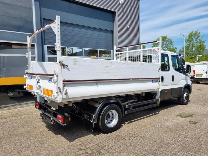 Iveco Daily 70C18/ Dreiseitenkipper/ Airco/ 7 Pers. - Kipper: das Bild 4 Iveco Daily 70C18/ Dreiseitenkipper/ Airco/ 7 Pers. - Kipper: das Bild 4