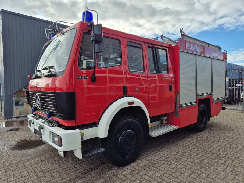 Mercedes-Benz SK 1224 4x4 FIRETRUCK/ FEUERWEHR/ 2400L TANK/ EXPEDITION - Feuerwehrfahrzeug: das Bild 5 Mercedes-Benz SK 1224 4x4 FIRETRUCK/ FEUERWEHR/ 2400L TANK/ EXPEDITION - Feuerwehrfahrzeug: das Bild 5