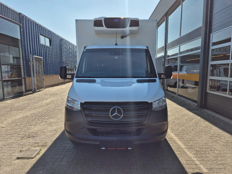Mercedes-Benz Sprinter 519 CDI Kuhlkoffer/ Carrier 600 MT -20/+20 Trennwand/ 380V - Kühltransporter: das Bild 4 Mercedes-Benz Sprinter 519 CDI Kuhlkoffer/ Carrier 600 MT -20/+20 Trennwand/ 380V - Kühltransporter: das Bild 4