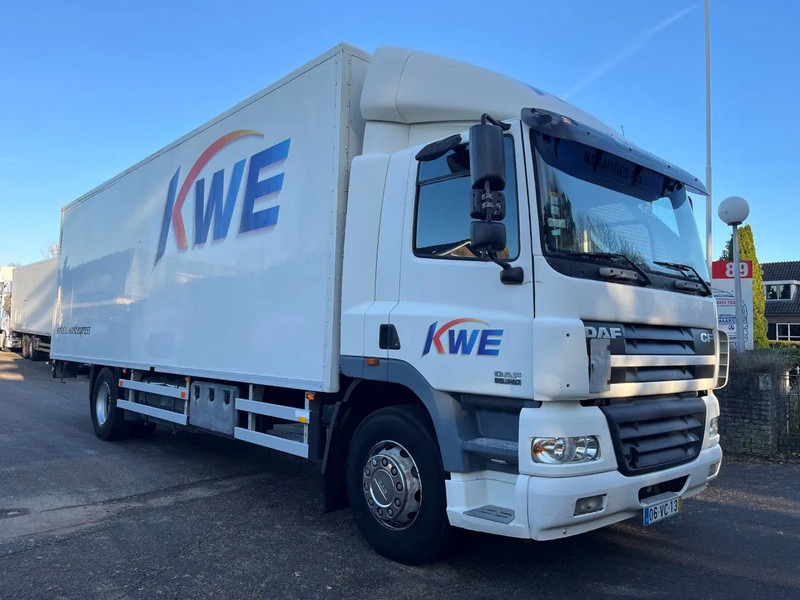 DAF CF 85.380 4x2 Box - Koffer LKW: das Bild 2 DAF CF 85.380 4x2 Box - Koffer LKW: das Bild 2