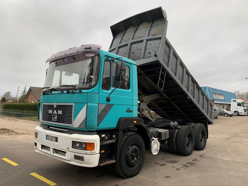 MAN 33.372 6X4 KIPPER MANUAL ZF GEARBOX - Kipper: das Bild 1 MAN 33.372 6X4 KIPPER MANUAL ZF GEARBOX - Kipper: das Bild 1
