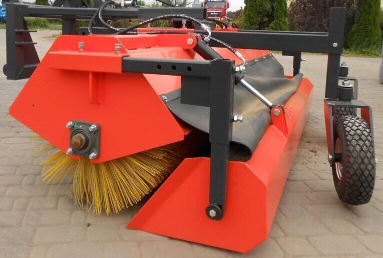 METAL-TECHNIK Zamiatarka 2m/ New Sweeper / Barredora de 2 m - Kehrbesen für Kehrmaschine: das Bild 1 METAL-TECHNIK Zamiatarka 2m/ New Sweeper / Barredora de 2 m - Kehrbesen für Kehrmaschine: das Bild 1