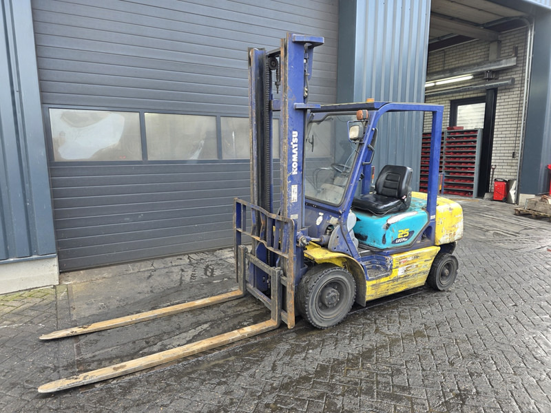 Dieselstapler Komatsu fd25t-14 dieselheftruck: das Bild 9 Dieselstapler Komatsu fd25t-14 dieselheftruck: das Bild 9