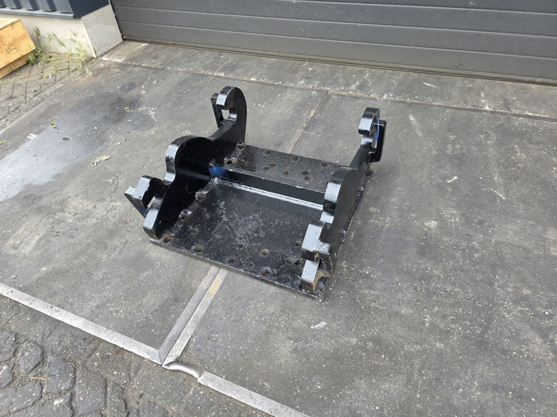 Kopplaat cw45 breedt adapter plate hammer plate verachtert cw45 - Schnellwechsler für Baumaschine: das Bild 1 Kopplaat cw45 breedt adapter plate hammer plate verachtert cw45 - Schnellwechsler für Baumaschine: das Bild 1
