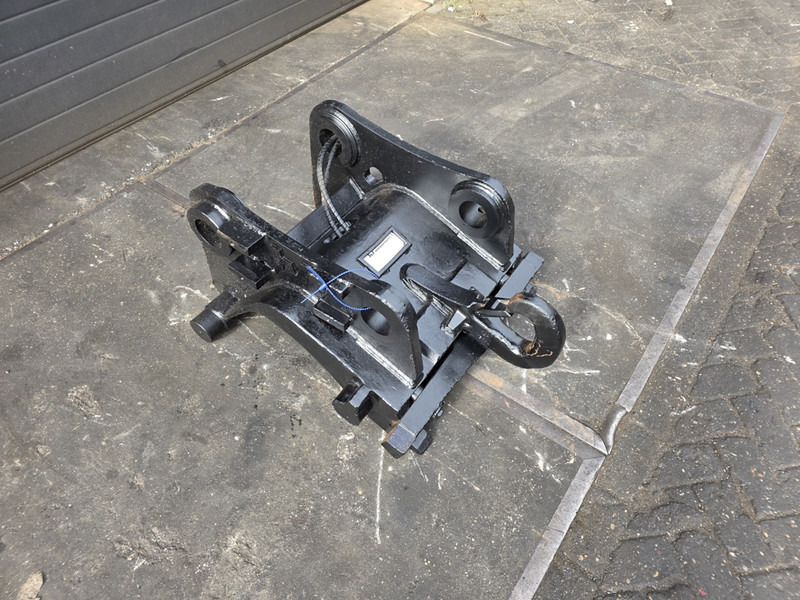 Snelwissel cw45 coupler verachtert coupler cw45 verachtert - Schnellwechsler für Baumaschine: das Bild 3 Snelwissel cw45 coupler verachtert coupler cw45 verachtert - Schnellwechsler für Baumaschine: das Bild 3