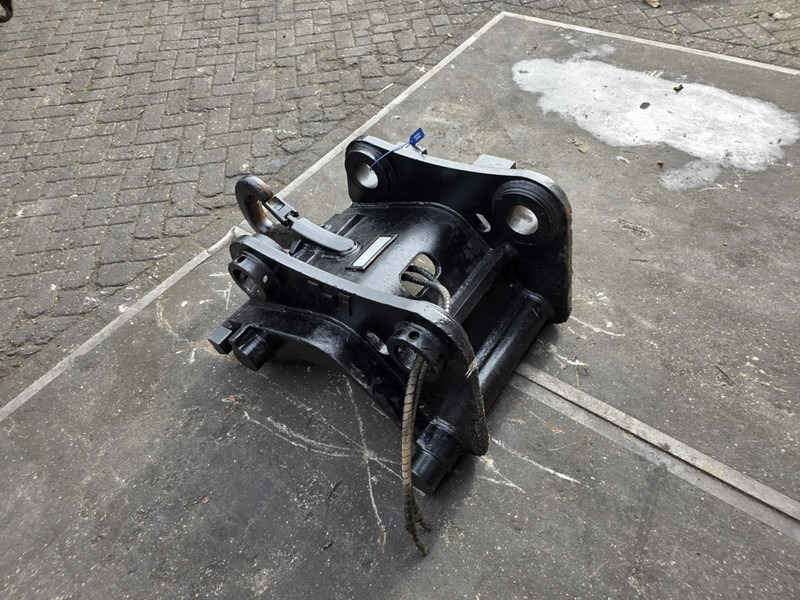 Snelwissel cw45 coupler verachtert coupler cw45 verachtert - Schnellwechsler für Baumaschine: das Bild 5 Snelwissel cw45 coupler verachtert coupler cw45 verachtert - Schnellwechsler für Baumaschine: das Bild 5