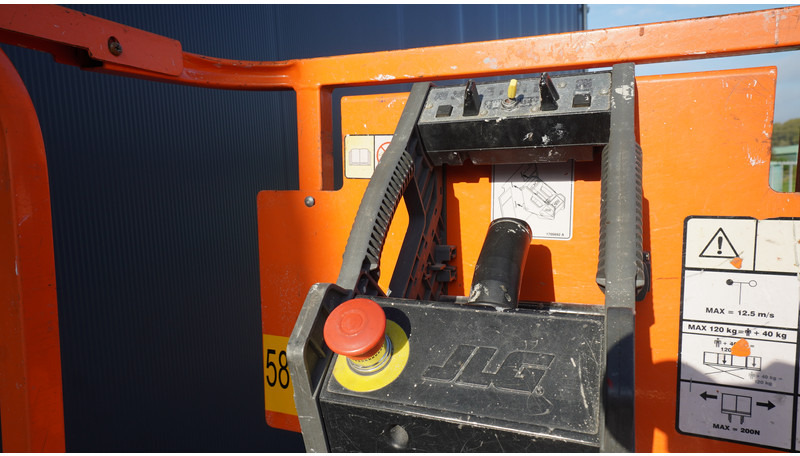 JLG 1930ES MOBILE BOOM SCISSOR LIFT - Baumaschine: das Bild 4 JLG 1930ES MOBILE BOOM SCISSOR LIFT - Baumaschine: das Bild 4