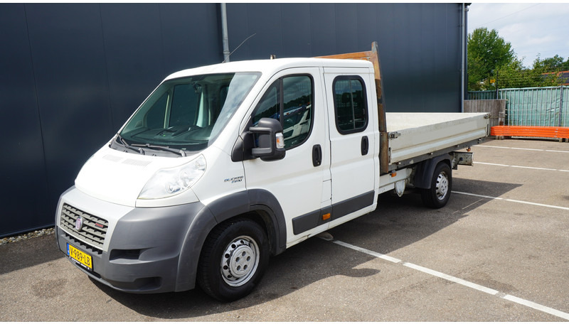 Fiat Ducato MAXI 180 MULTI JET OPEN BOX - Pritsche Transporter, Transporter mit Doppelkabine: das Bild 3 Fiat Ducato MAXI 180 MULTI JET OPEN BOX - Pritsche Transporter, Transporter mit Doppelkabine: das Bild 3