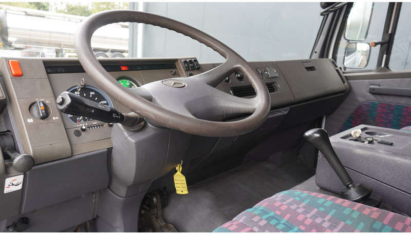 Mercedes-Benz 814 MACHINE TRANSPORTER EURO 2 409.000KM - LKW: das Bild 5 Mercedes-Benz 814 MACHINE TRANSPORTER EURO 2 409.000KM - LKW: das Bild 5