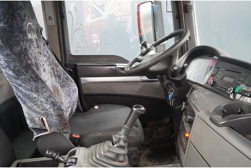 MAN TGS 35.400 8x4 HOOKARM SYSTEM MANUAL GEARBOX - Abrollkipper: das Bild 5 MAN TGS 35.400 8x4 HOOKARM SYSTEM MANUAL GEARBOX - Abrollkipper: das Bild 5