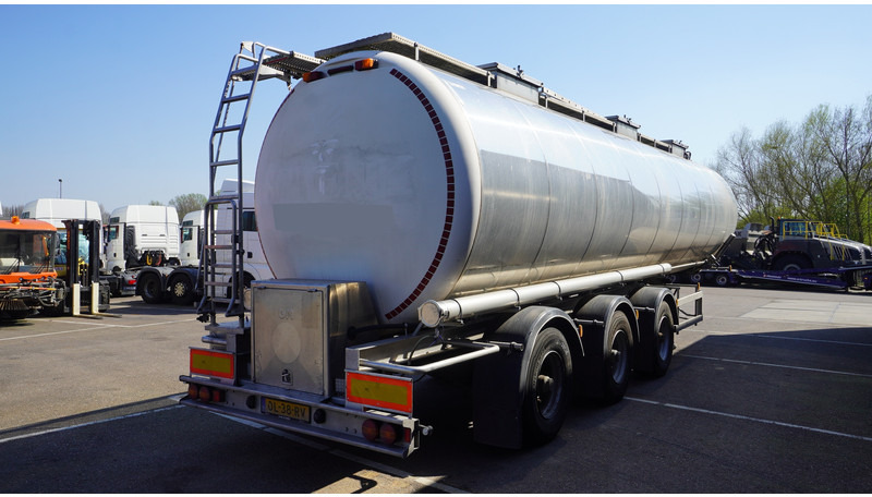 Magyar 3 AXLE FOOD TANK TRAILER 41.410LTR - Tankauflieger: das Bild 5 Magyar 3 AXLE FOOD TANK TRAILER 41.410LTR - Tankauflieger: das Bild 5