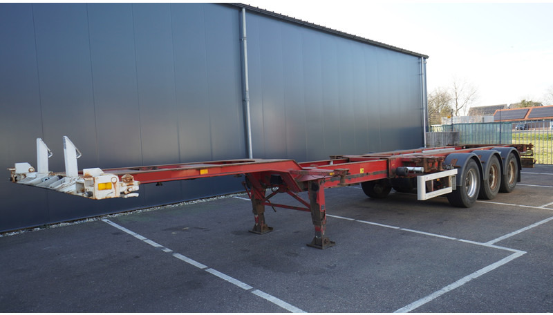 Renders 3 AXLE EXTENDABLE CONTAINER TRANSPORT TRAILER - Container/ Wechselfahrgestell Auflieger: das Bild 2 Renders 3 AXLE EXTENDABLE CONTAINER TRANSPORT TRAILER - Container/ Wechselfahrgestell Auflieger: das Bild 2