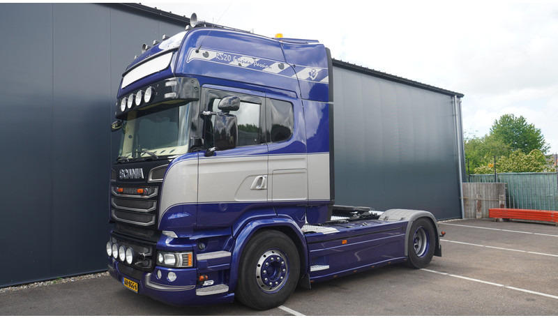 Scania R 520 V8 RETARDER TOPLINE ADR - Sattelzugmaschine: das Bild 3 Scania R 520 V8 RETARDER TOPLINE ADR - Sattelzugmaschine: das Bild 3