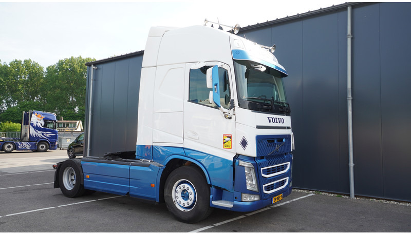 Volvo FH 460 GLOBETROTTER EURO 6 - Sattelzugmaschine: das Bild 4 Volvo FH 460 GLOBETROTTER EURO 6 - Sattelzugmaschine: das Bild 4