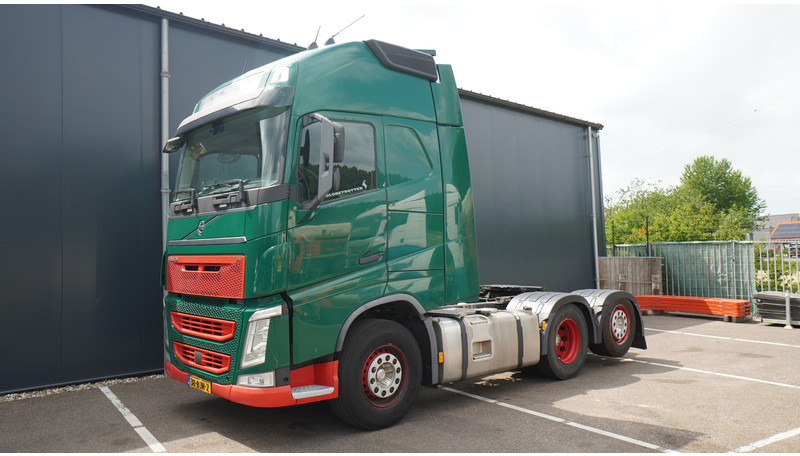 Volvo FH 500 6X2 EURO 6 GLOBETROTTER - Sattelzugmaschine: das Bild 3 Volvo FH 500 6X2 EURO 6 GLOBETROTTER - Sattelzugmaschine: das Bild 3