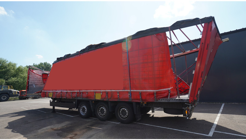 Schmitz Cargobull 3 AXLE CURTAINSIDE TRAILER DAMAGED - Planenauflieger: das Bild 4 Schmitz Cargobull 3 AXLE CURTAINSIDE TRAILER DAMAGED - Planenauflieger: das Bild 4