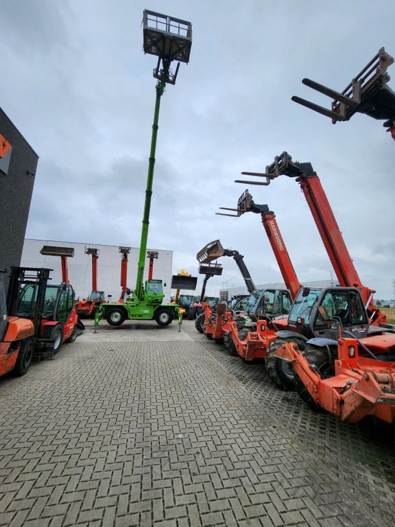 Merlo ROTO 40.25 MCSS - Teleskoplader: das Bild 2 Merlo ROTO 40.25 MCSS - Teleskoplader: das Bild 2