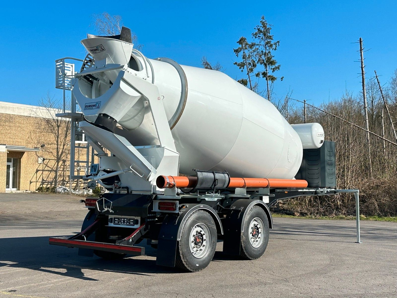 EUROMIX MTP - 10m³ Betonmischer-Auflieger - Fahrmischer: das Bild 2 EUROMIX MTP - 10m³ Betonmischer-Auflieger - Fahrmischer: das Bild 2