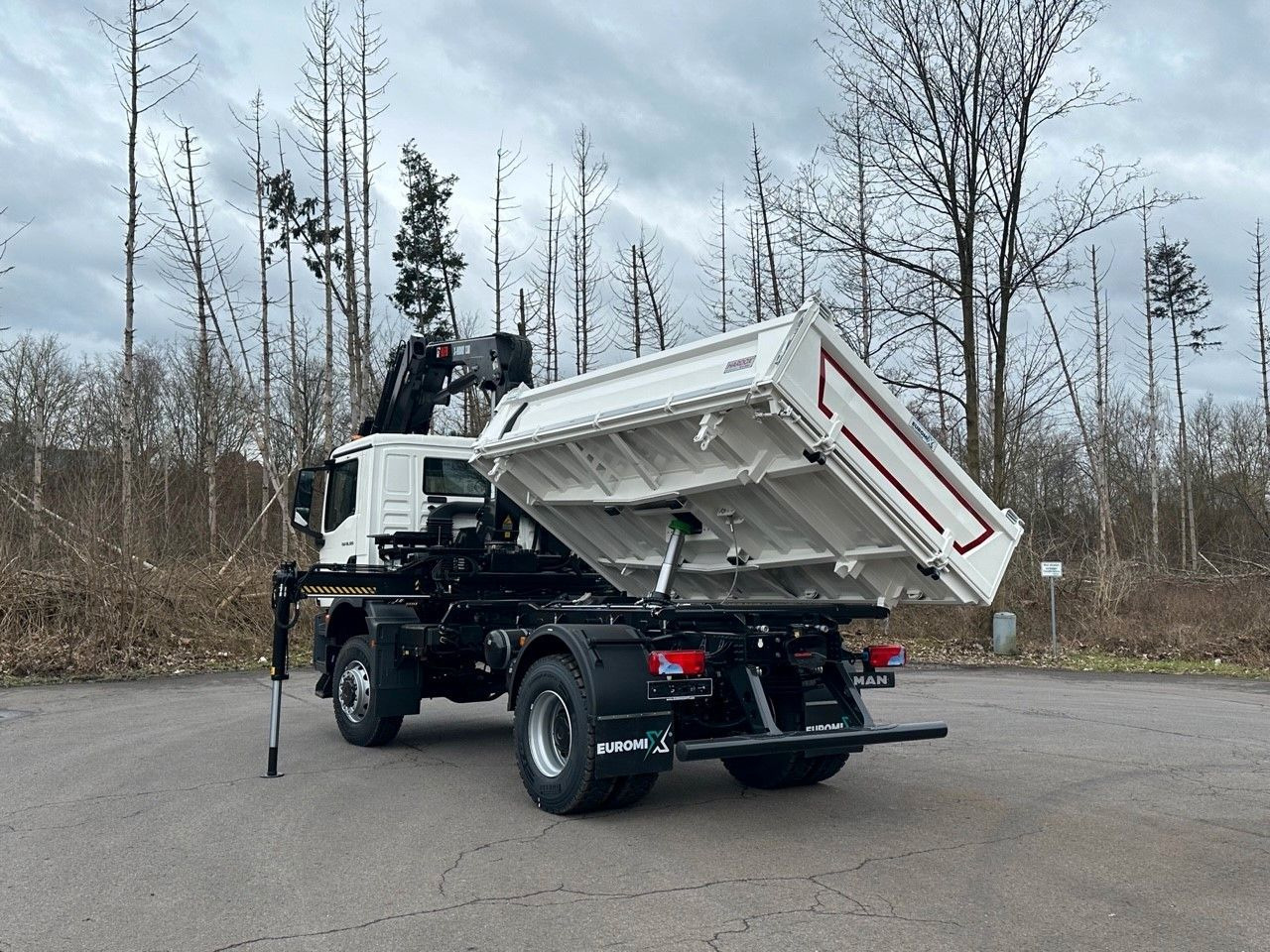MAN TGM 18.320 4x4 Euro6e Hiab X-HiDuo 138DS-3 - Kipper, Autokran: das Bild 3 MAN TGM 18.320 4x4 Euro6e Hiab X-HiDuo 138DS-3 - Kipper, Autokran: das Bild 3