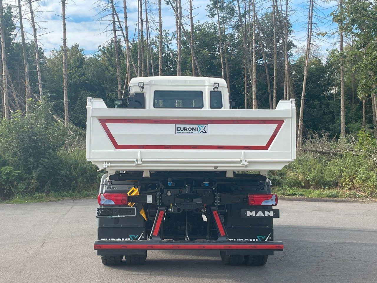 MAN TGS 18.400 TG3 4x4 Euro6e 3-Seiten-Kippe Euromix - Kipper: das Bild 5 MAN TGS 18.400 TG3 4x4 Euro6e 3-Seiten-Kippe Euromix - Kipper: das Bild 5