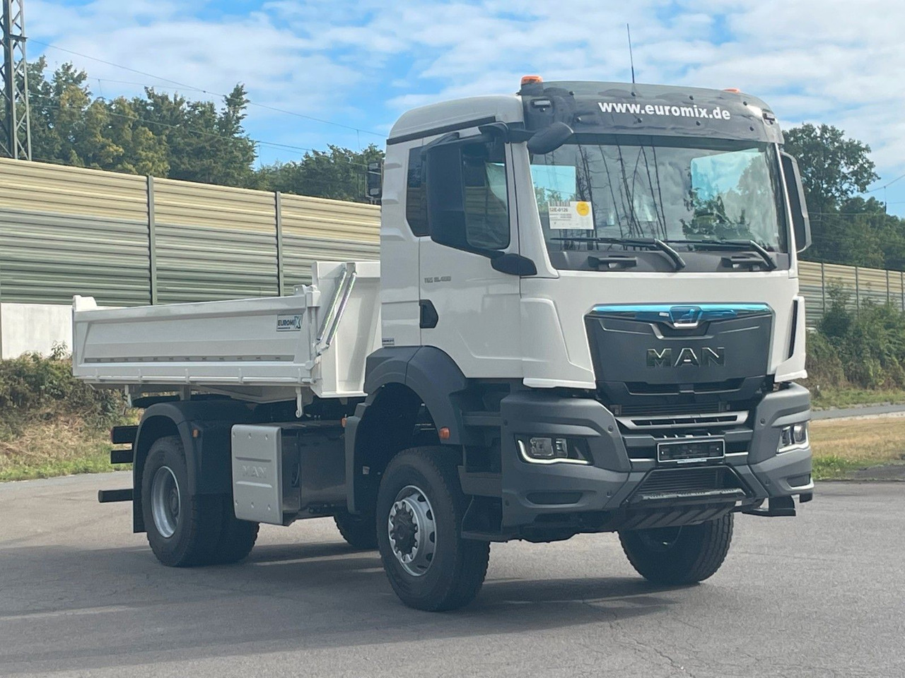 MAN TGS 18.400 TG3 4x4 Euro6e 3-Seiten-Kippe Euromix - Kipper: das Bild 3 MAN TGS 18.400 TG3 4x4 Euro6e 3-Seiten-Kippe Euromix - Kipper: das Bild 3