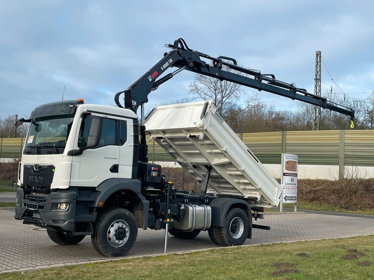 MAN TGS 18.400 TG3 4x4 Euro6e Hiab X-HiDuo 138DS-4 - Kipper, Autokran: das Bild 1 MAN TGS 18.400 TG3 4x4 Euro6e Hiab X-HiDuo 138DS-4 - Kipper, Autokran: das Bild 1