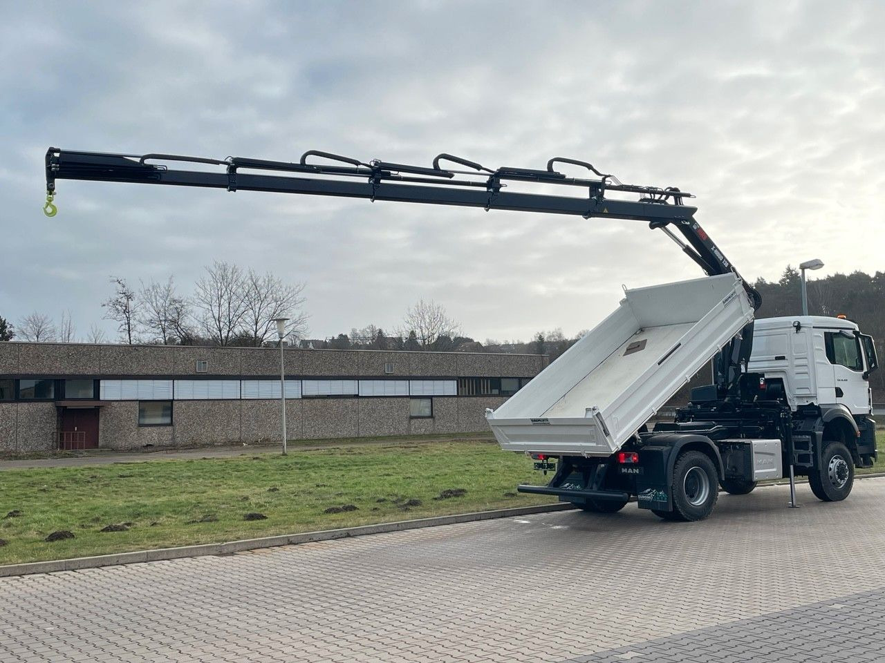 MAN TGS 18.400 TG3 4x4 Euro6e Hiab X-HiDuo 138DS-4 - Kipper, Autokran: das Bild 4 MAN TGS 18.400 TG3 4x4 Euro6e Hiab X-HiDuo 138DS-4 - Kipper, Autokran: das Bild 4