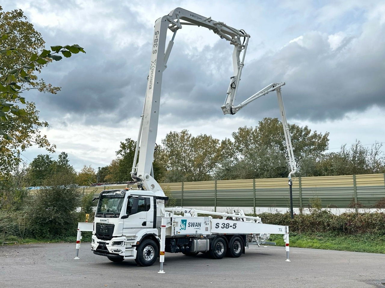 MAN TGS 26.510 6x4 SWAN TSP 38-5 160RZ ( 38m ) - Betonpumpe: das Bild 2 MAN TGS 26.510 6x4 SWAN TSP 38-5 160RZ ( 38m ) - Betonpumpe: das Bild 2