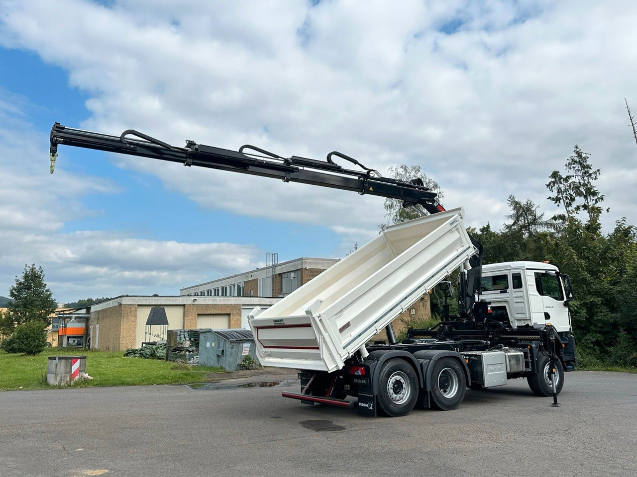Kipper, Autokran MAN TGS 28.440 6x4-4/3-Seiten- Kipper / Hiab 138-3: das Bild 13
