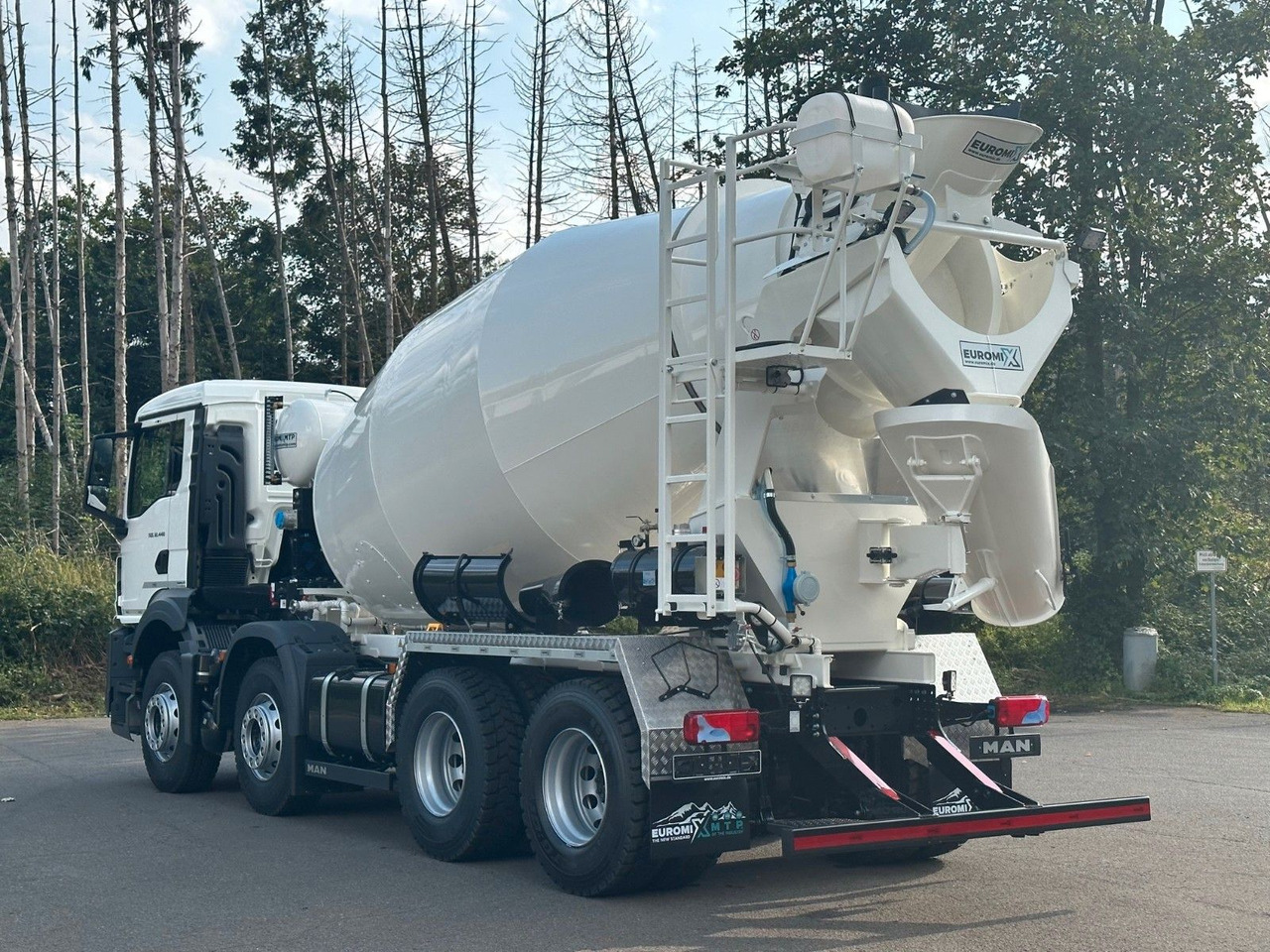 MAN TGS 32.440 8x4 / Euromix MTP EM 9 L - Fahrmischer: das Bild 5 MAN TGS 32.440 8x4 / Euromix MTP EM 9 L - Fahrmischer: das Bild 5