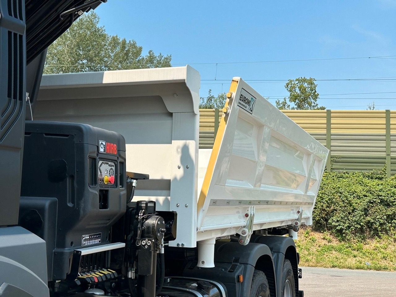 Kipper, Autokran MAN TGS 33.440 6x4 /3-Seiten- Kipper /  HIAB 228-6: das Bild 17