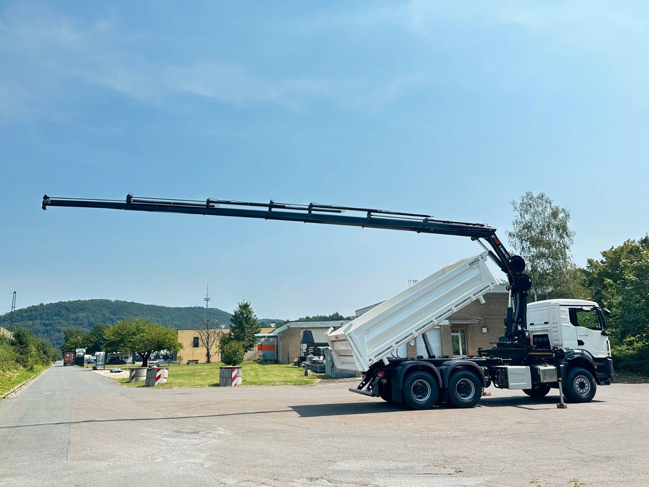 Kipper, Autokran MAN TGS 33.440 6x4 /3-Seiten- Kipper /  HIAB 228-6: das Bild 8