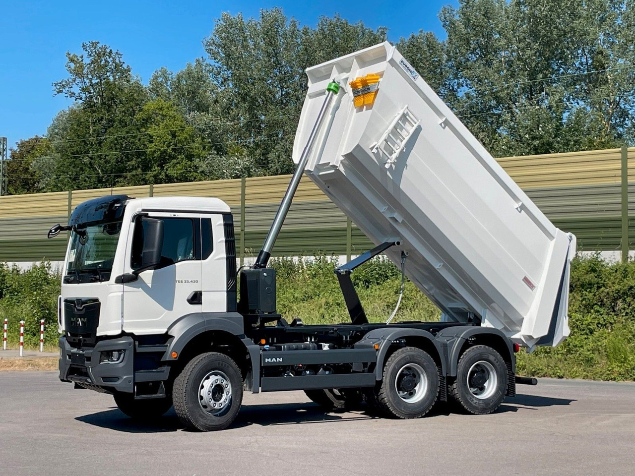 Kipper MAN TGS 33.440 6x4/Euro6e EuromixMTP Mulden-Kipper: das Bild 9