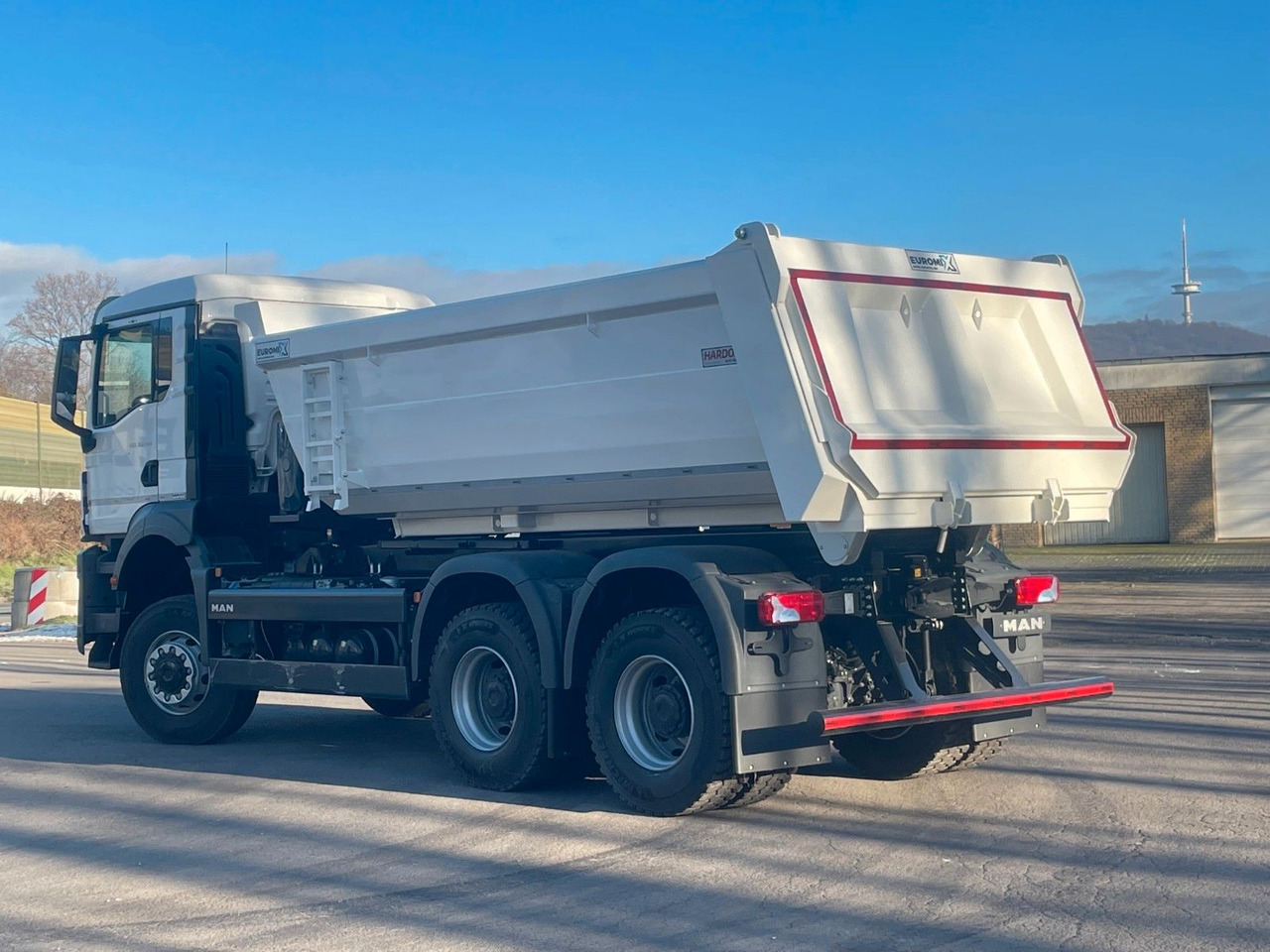 MAN TGS 33.440 6x6 /Euro6e Mulden-Kipper EuromixMTP - Kipper: das Bild 5 MAN TGS 33.440 6x6 /Euro6e Mulden-Kipper EuromixMTP - Kipper: das Bild 5