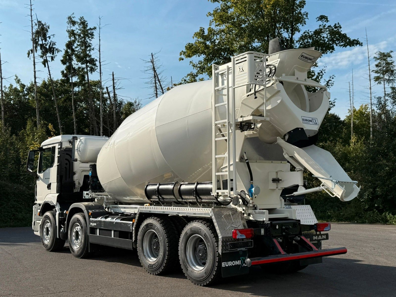 MAN TGS 35.470 BB 8X4 EuromixMTP EM 10 L - Fahrmischer: das Bild 4 MAN TGS 35.470 BB 8X4 EuromixMTP EM 10 L - Fahrmischer: das Bild 4