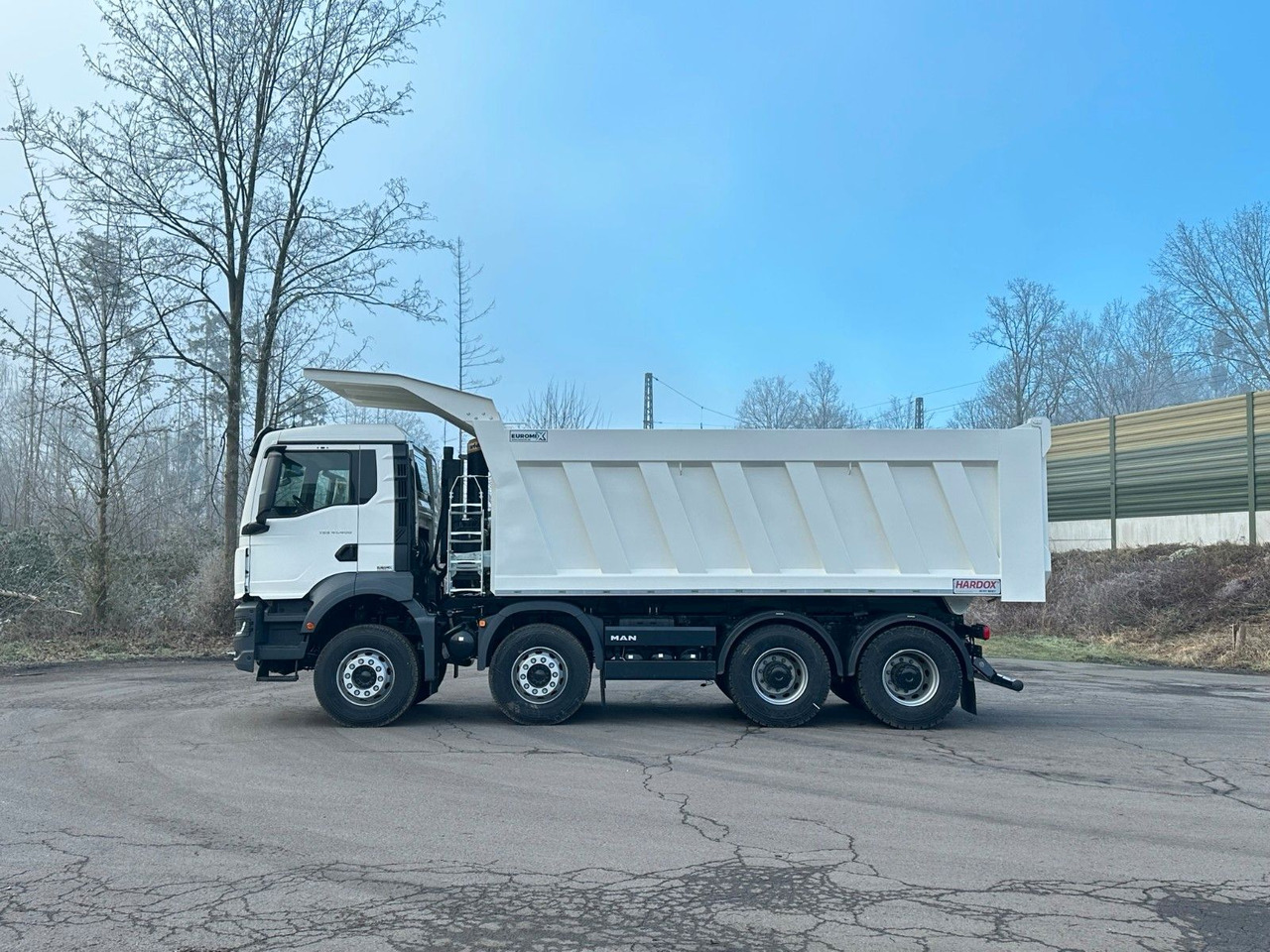 MAN TGS 41.440 8x4 EuromixMTP 23m³ Eckige Mulde MAN TGS 41.440 8x4 EuromixMTP 23m³ Eckige Mulde - Kipper: das Bild 3 MAN TGS 41.440 8x4 EuromixMTP 23m³ Eckige Mulde MAN TGS 41.440 8x4 EuromixMTP 23m³ Eckige Mulde - Kipper: das Bild 3